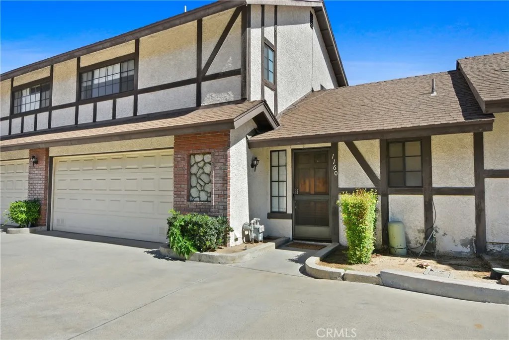 1160 N Sunflower