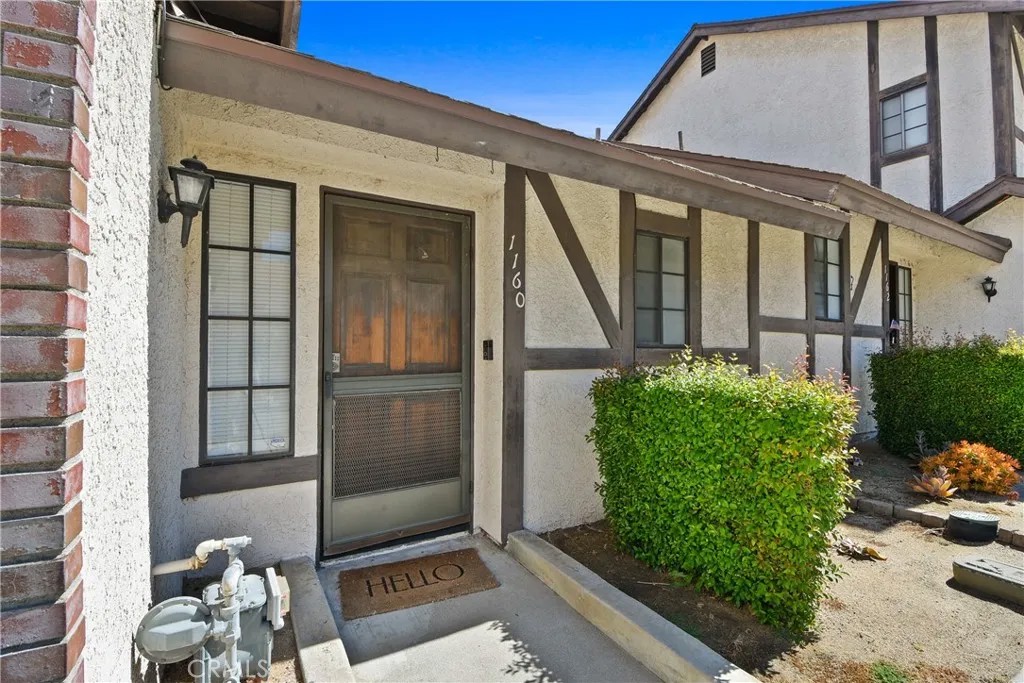 1160 N Sunflower
