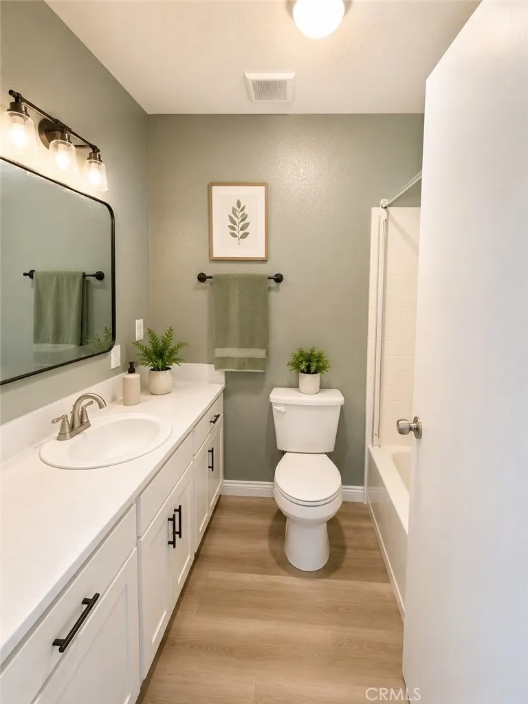 12652 Mercer