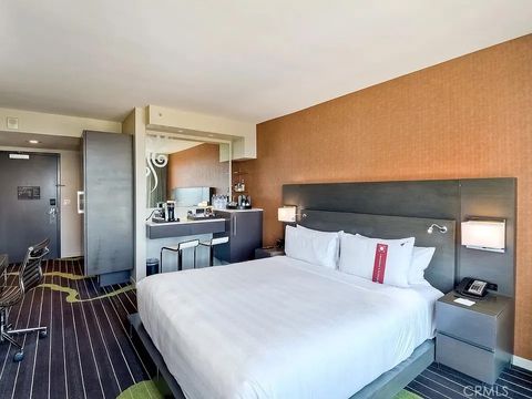 207 5th Avenue San Diego CA 92101