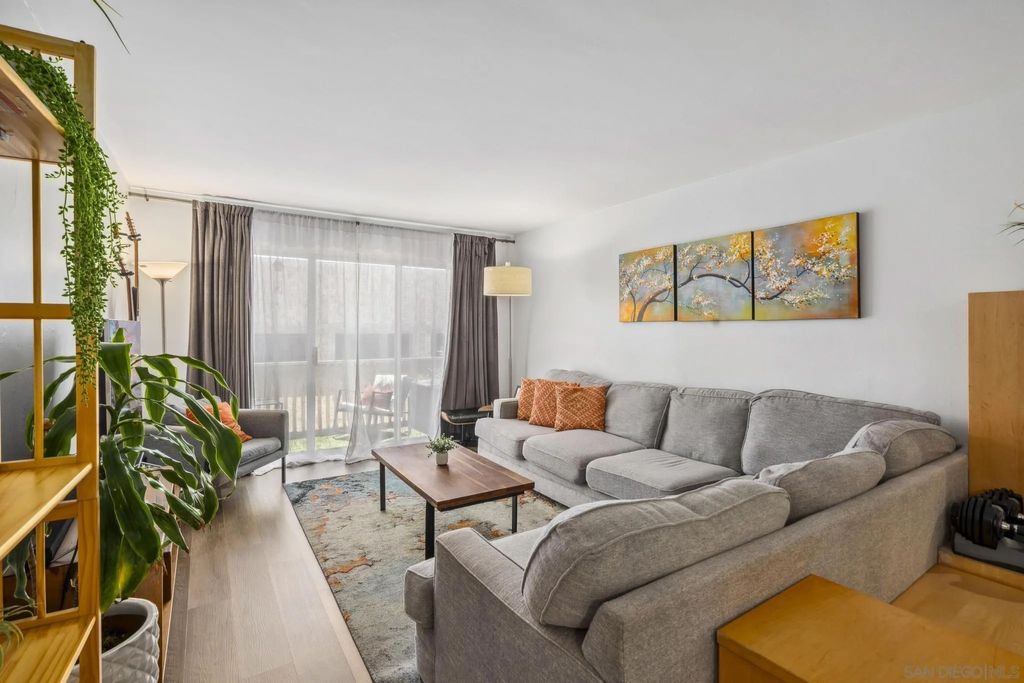 Photo of 4600 Lamont St #4-103, San Diego, CA 92109 (MLS # 260002606)