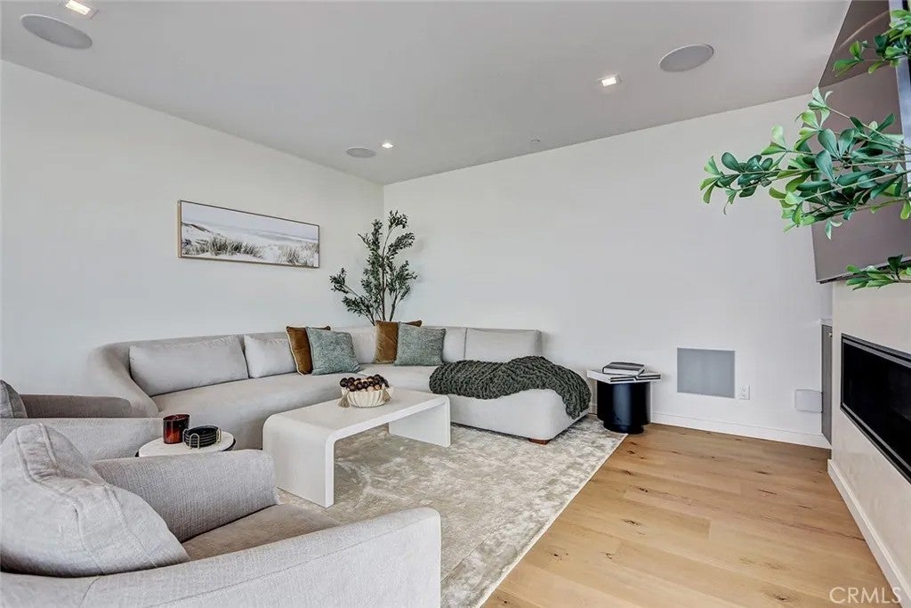 218 14th Street
