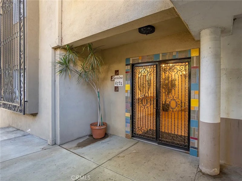 6724 Hillpark Drive 302