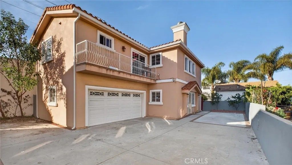 Photo of 4787 W 120th St, Hawthorne, CA 90250 (MLS # SB25272155)