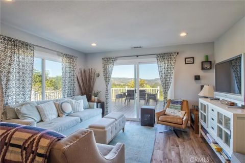 Tiny photo for 40390 Ross Road, Fallbrook, CA 92028 (MLS # SW25274653)