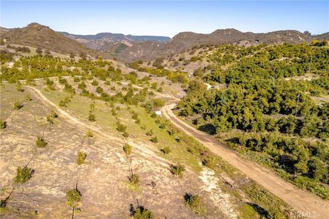 Tiny photo for 40390 Ross Road, Fallbrook, CA 92028 (MLS # SW25274653)
