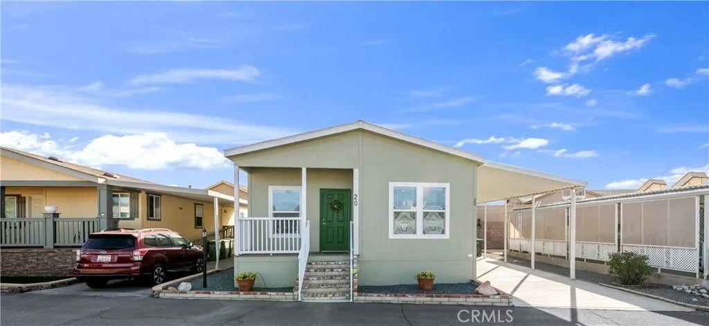 Photo of 880 N Lake St #20, Hemet, CA 92544 (MLS # SW25280215)