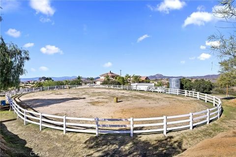 Tiny photo for 39444 Calle Portillo, Temecula, CA 92592 (MLS # SW25274384)