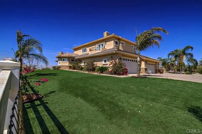 39444 Calle Portillo