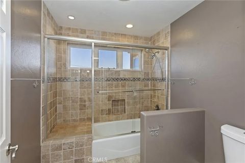 Tiny photo for 39444 Calle Portillo, Temecula, CA 92592 (MLS # SW25274384)