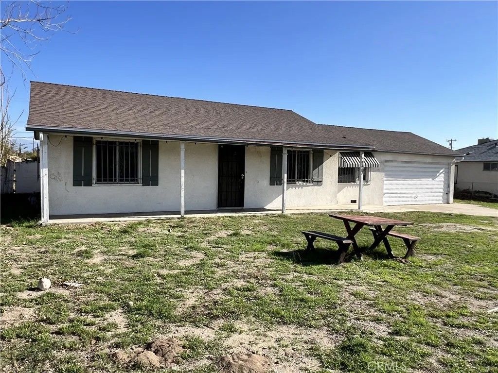 Photo of 9467 Palm Ln, Fontana, CA 92335 (MLS # IG25275894)