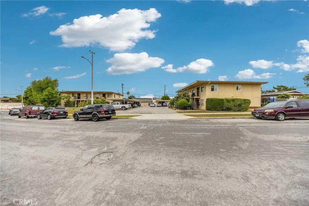 Photo of 2040 Sierra Leone Ave, Rowland Heights, CA 91748 (MLS # AR26092373)