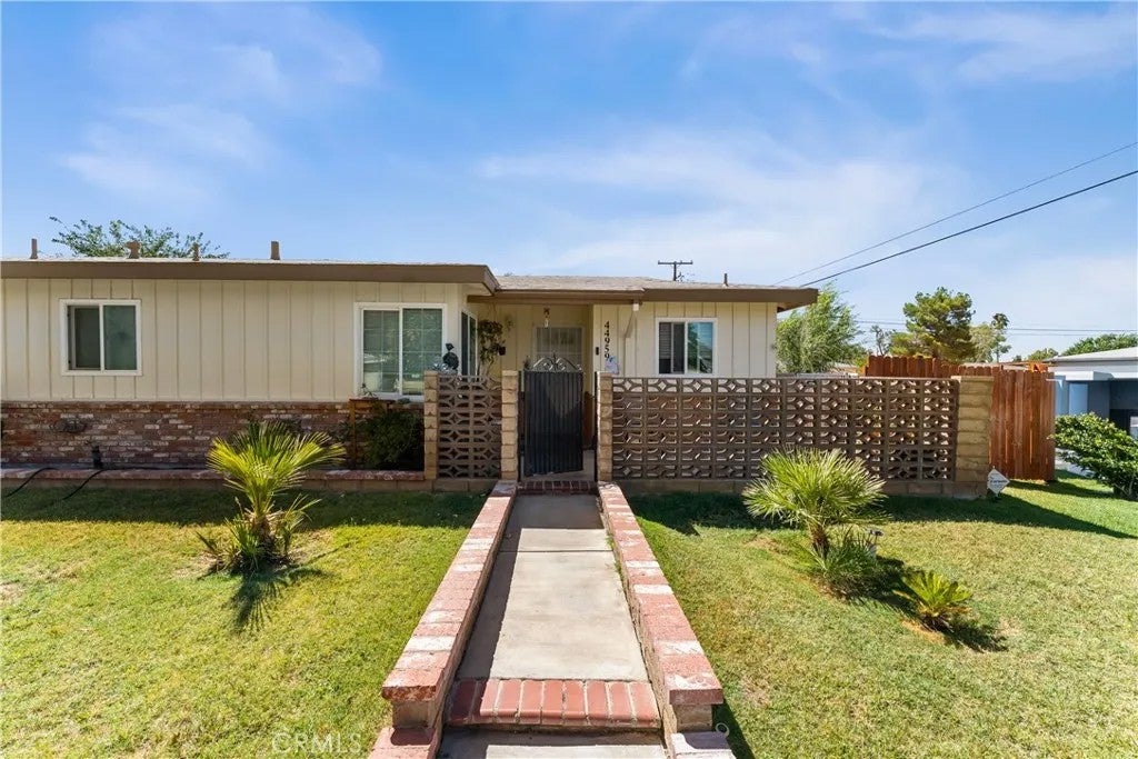 44959 16th West