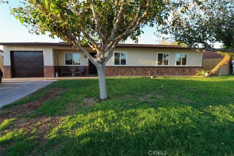 1021 California East