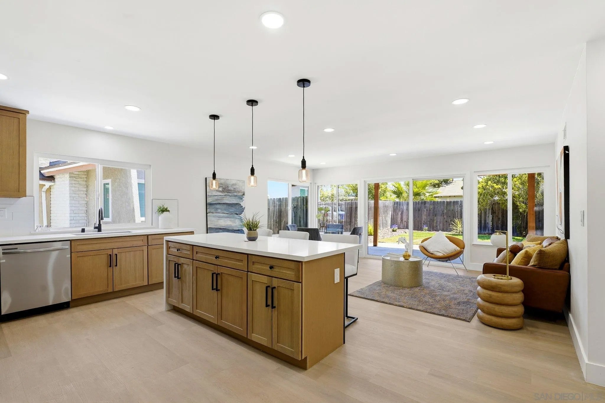 8523 Duncannon