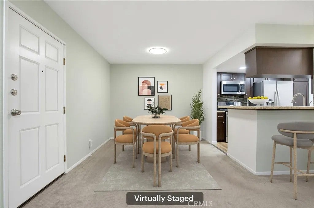 460 Oak Street 215