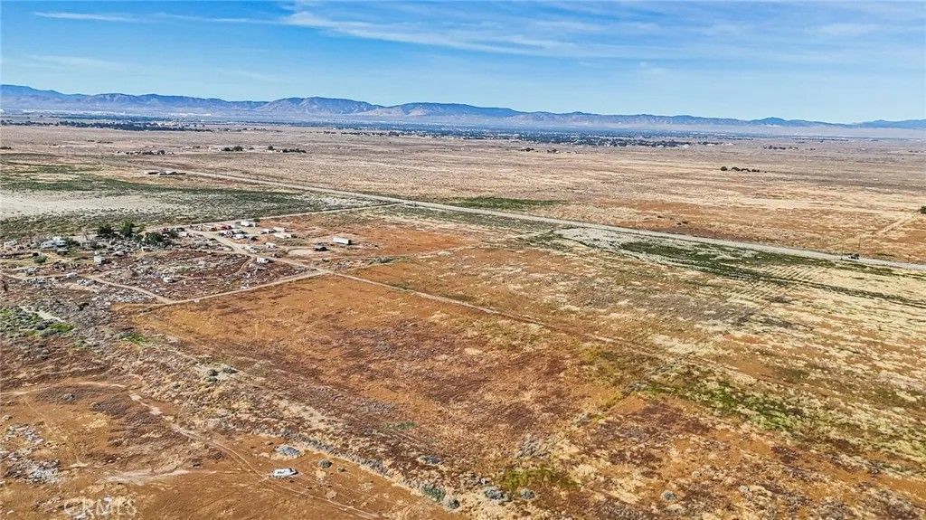 Photo of 46440 E 50th, Roosevelt, CA 93535 (MLS # OC26089740)