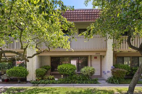 Photo of 3105 Via Sombra, Carlsbad, CA 92010 (MLS # 260013112)