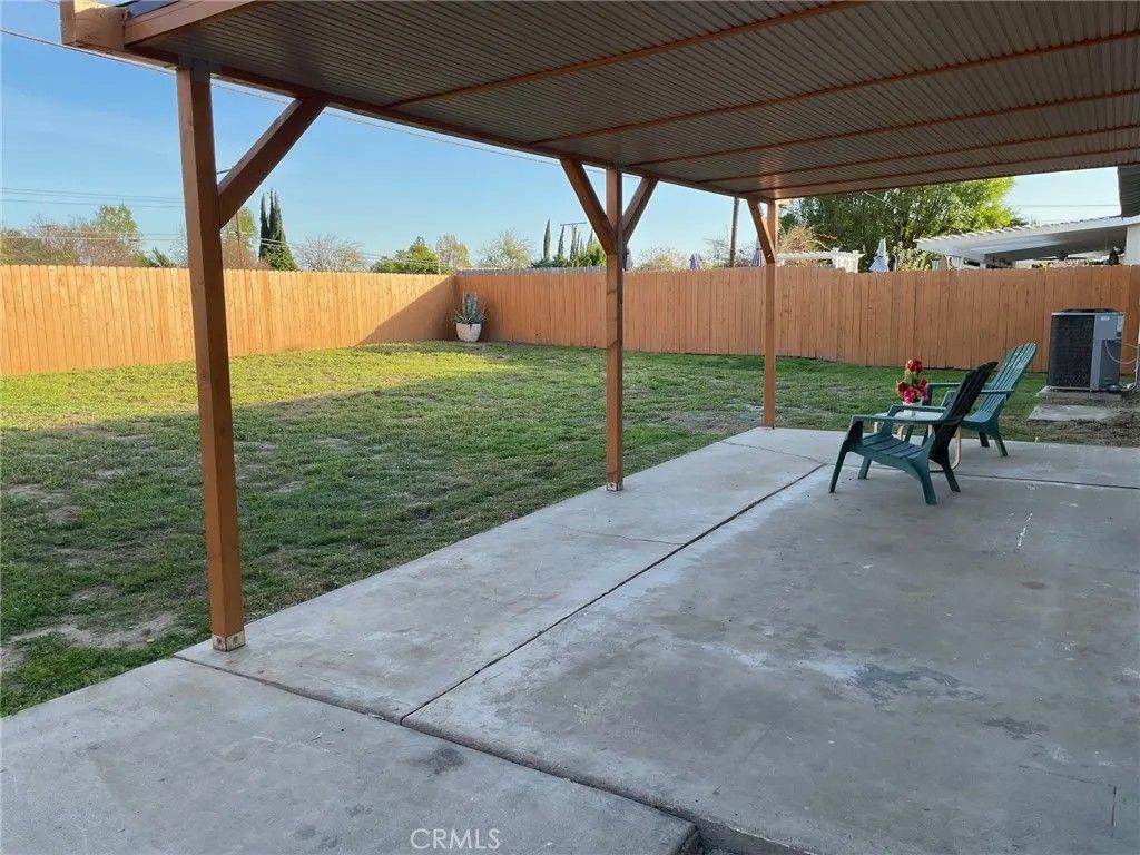 Photo of 6612 Gross Avenue, West Hills, CA 91307 (MLS # SR26022518)