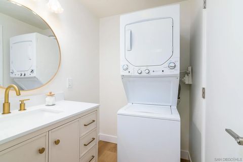 Tiny photo for 3606 Vista Rey #9, Oceanside, CA 92057 (MLS # 250045608)