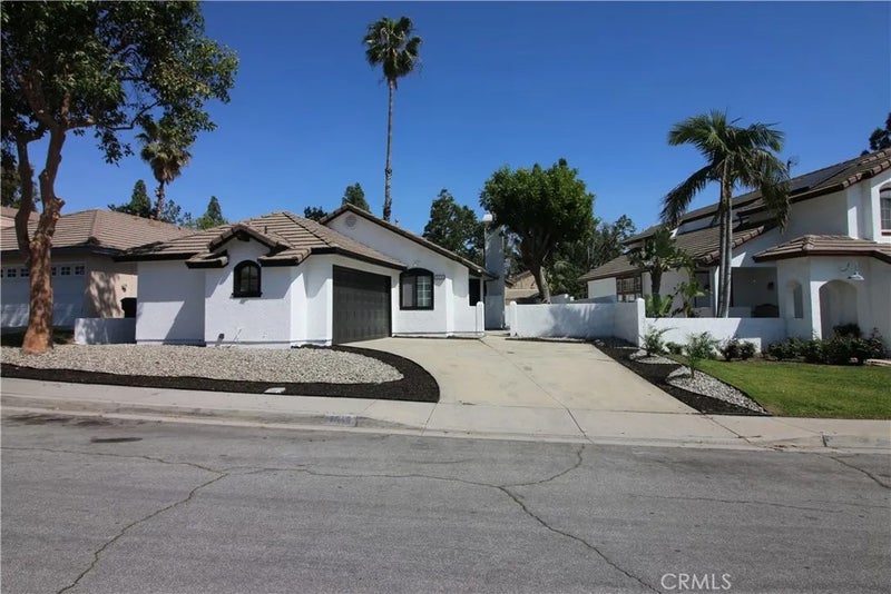 7609 Belpine