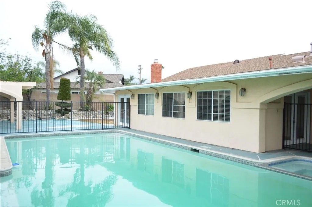 Photo of 6326 Sunstone Ave, Rancho Cucamonga, CA 91701 (MLS # IV26024041)