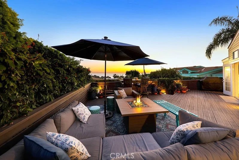 Photo of 30802 Coast Highway #D21, Laguna Beach, CA 92651 (MLS # OC26185833)