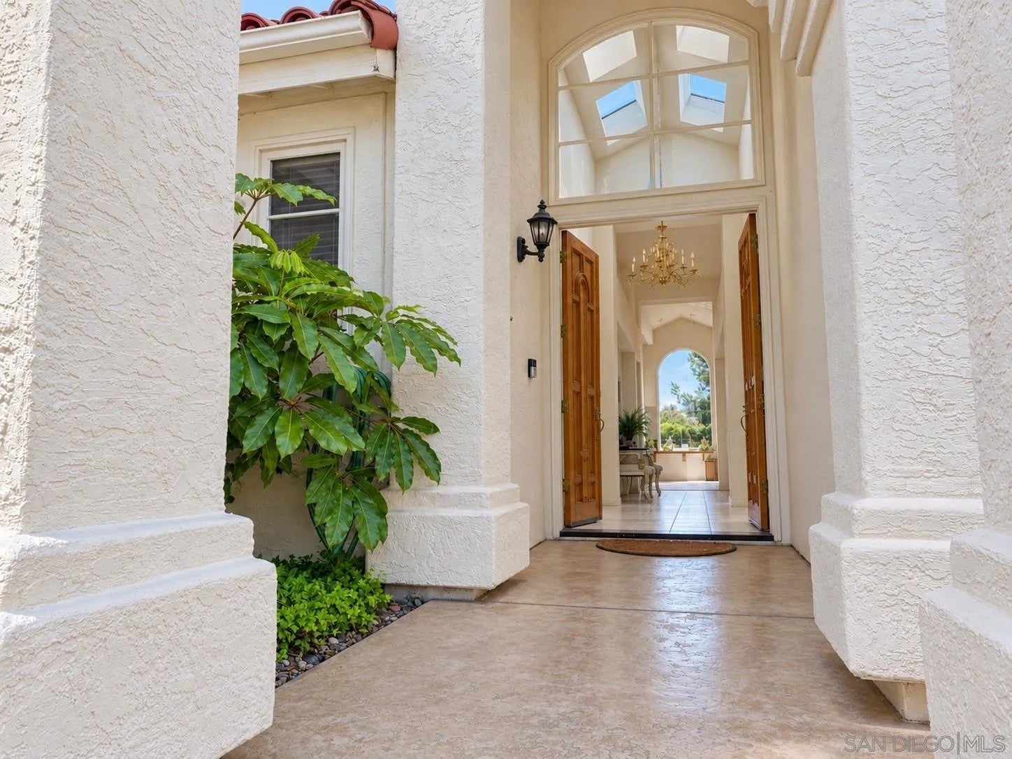 5851 Saratoga Corte