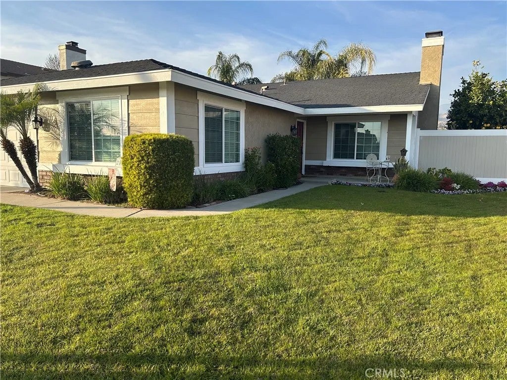 Photo of 28362 Sycamore DR, Highlands, CA 92346 (MLS # TR26112372)