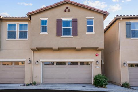 Photo of 3135 Linwood St, Vista, CA 92081 (MLS # 250041170)
