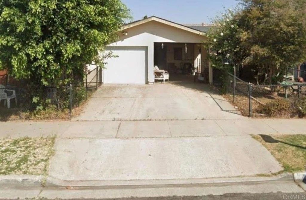 Photo of 4750 Calle Estrella, Oceanside, CA 92057 (MLS # PTP2601705)