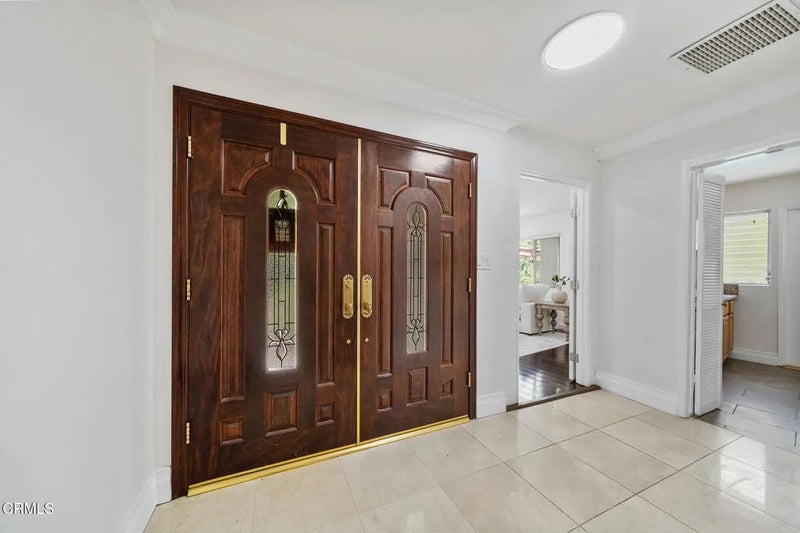 1105 Alhambra Road