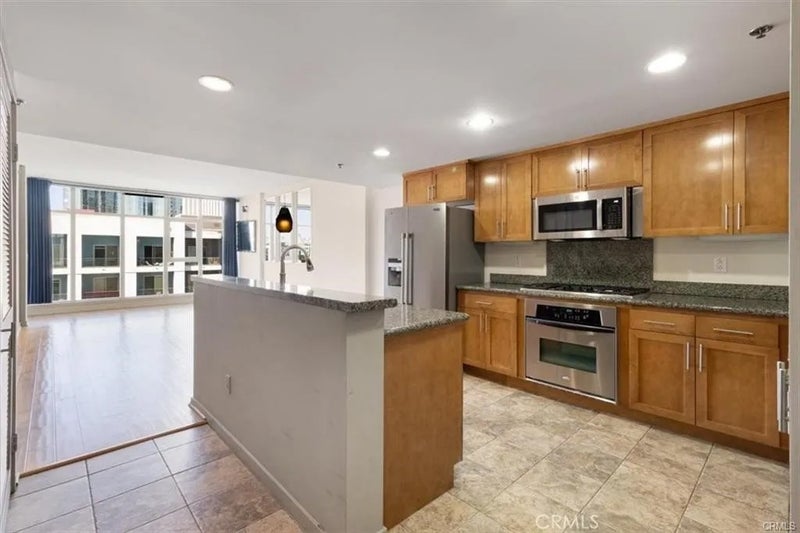 411 W Seaside Way 505
