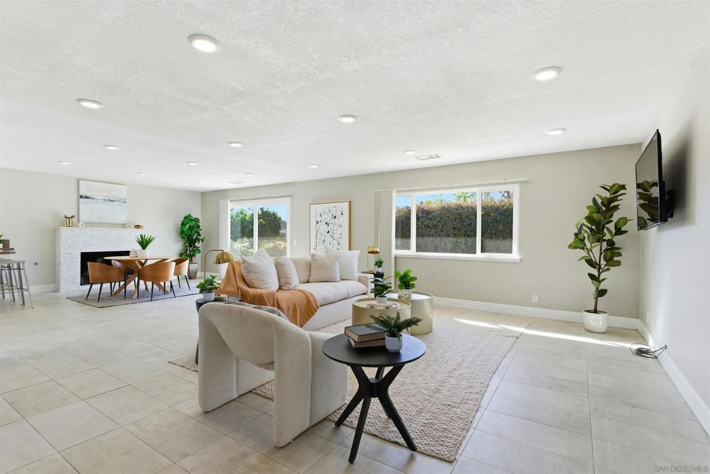 Photo of 2345 Miller Ave, Escondido, CA 92029 (MLS # 260002748)