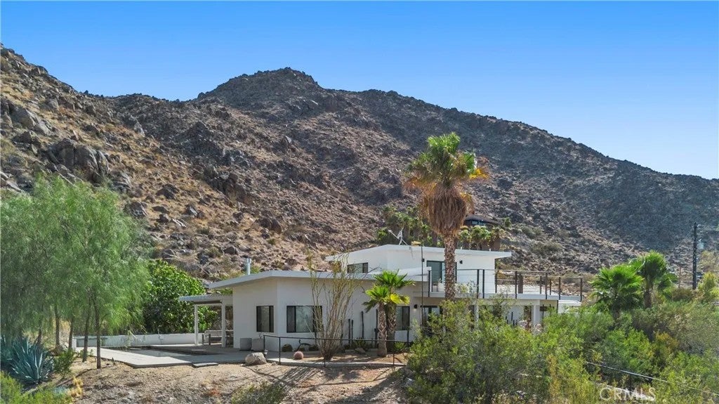7240 Canyon Road
