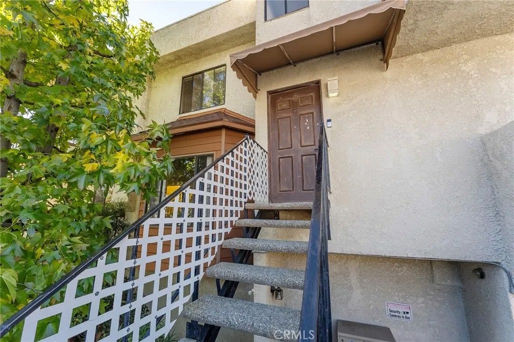 Photo of 10219 Pinewood #2, Tujunga, CA 91042 (MLS # IV26079565)