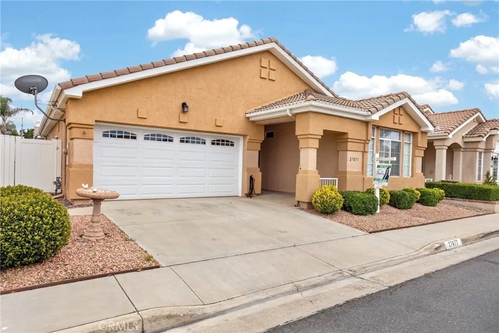 Photo of 27877 Blaze LN, Menifee, CA 92585 (MLS # IG26110546)