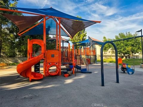 Tiny photo for 9525 Sylmar Avenue #2, Panorama City, CA 91402 (MLS # SR26066800)