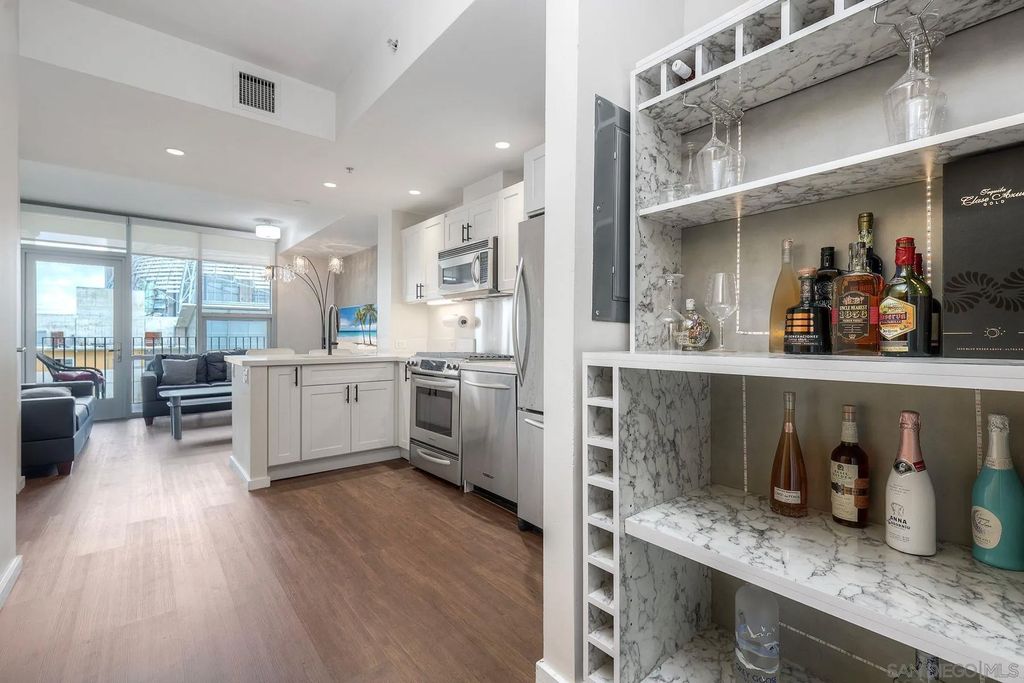 Photo of 321 10Th Ave #1505, San Diego, CA 92101 (MLS # 250045438)