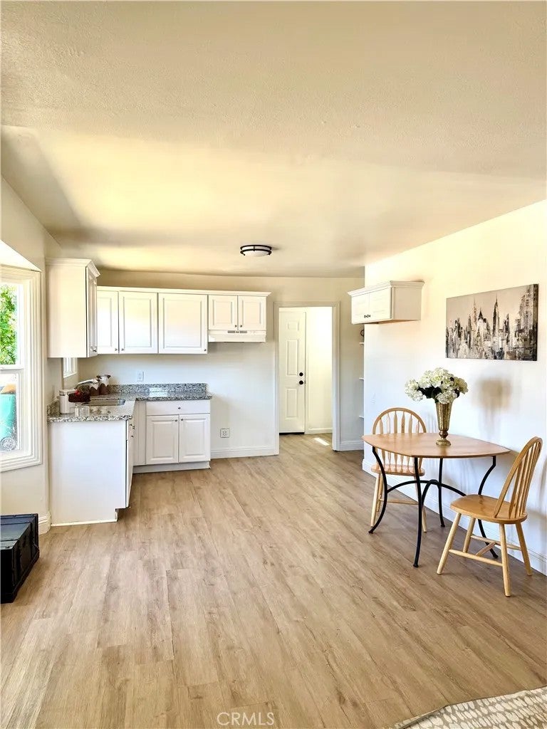 2225 N Sutter
