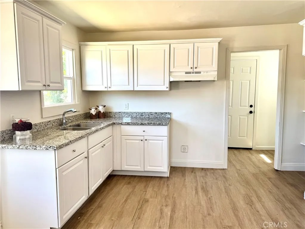 2225 N Sutter