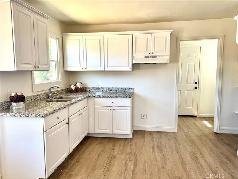 2225 N Sutter