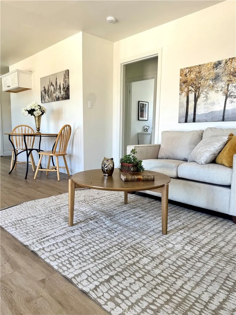 2225 N Sutter