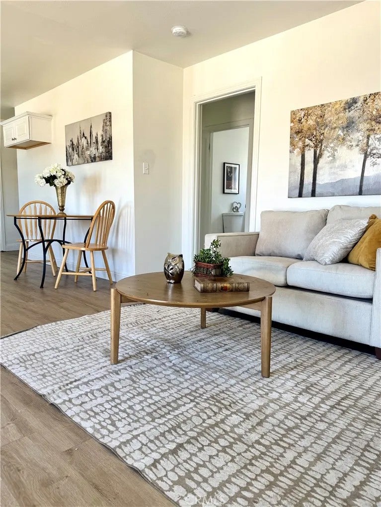 2225 N Sutter