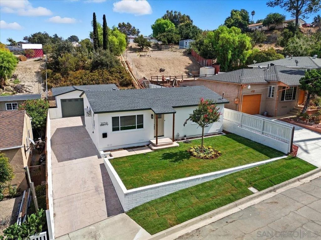 Photo of 2039 Winnett St, San Diego, CA 92114 (MLS # 2600699)