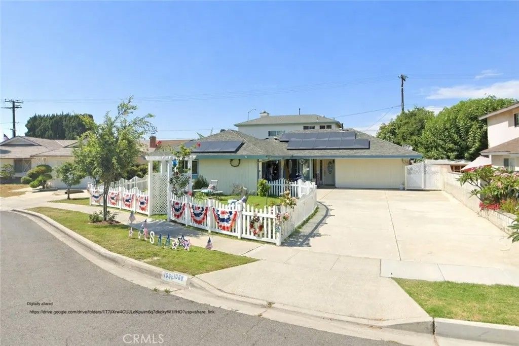 Photo of 1068 Concord Street, Costa Mesa, CA 92626 (MLS # OC26025308)