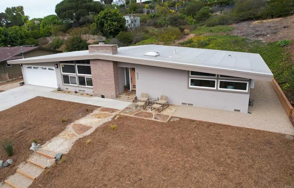 622 Glencrest Place