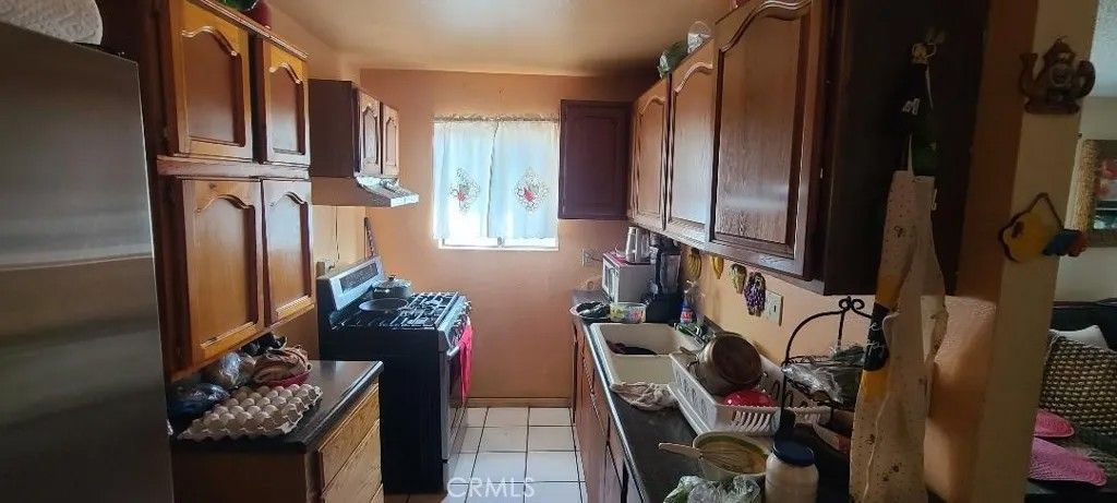 Photo of 2703 Missouri Ave, South Gate, CA 90280 (MLS # RS26021845)