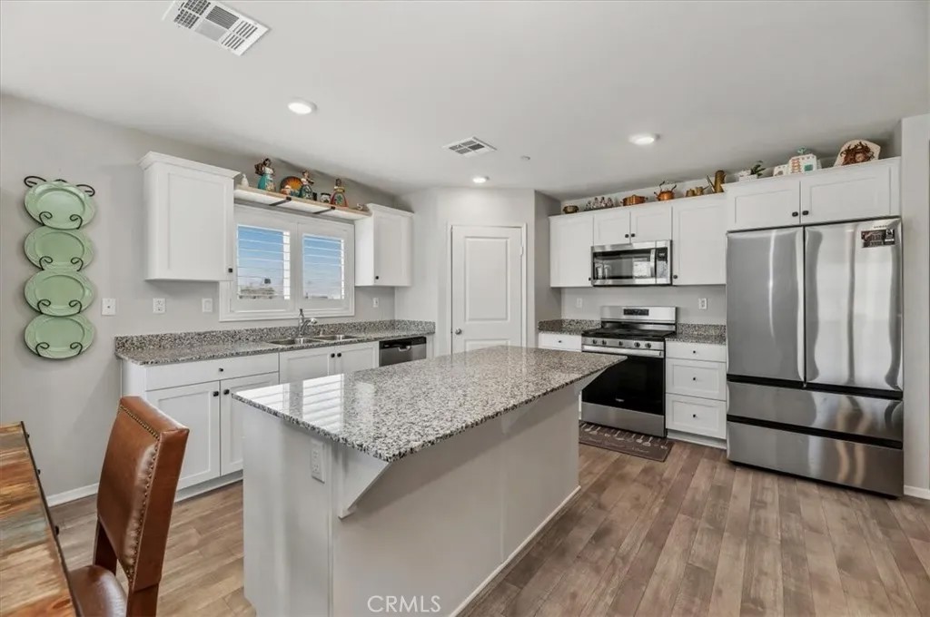 419 Poplar Hill