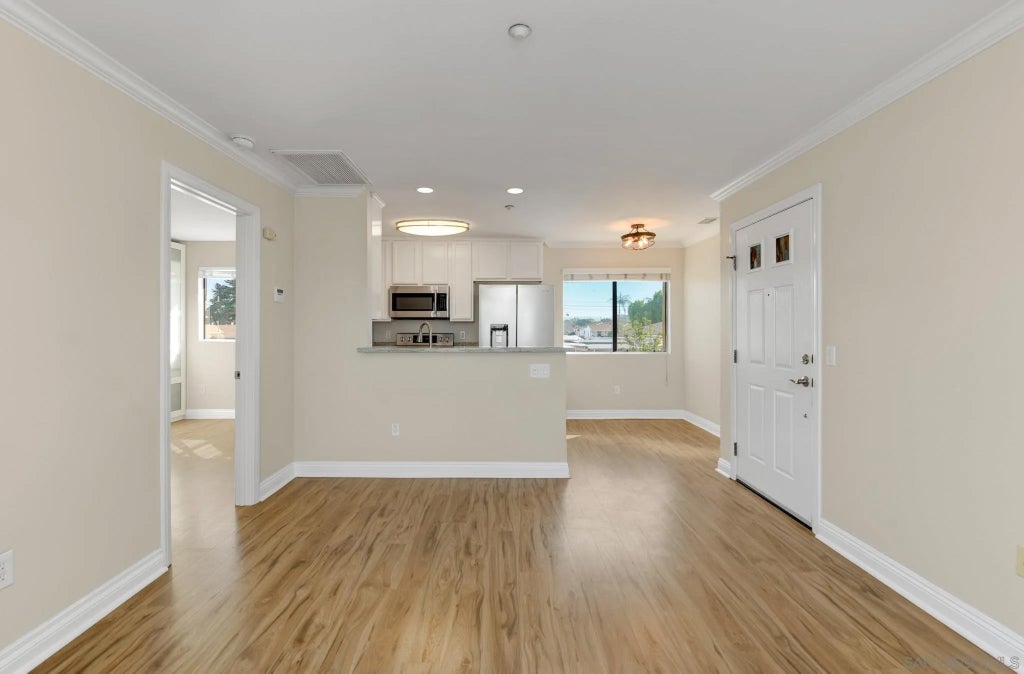 Photo of 201 Twin Oaks Ave #5, Chula Vista, CA 91910 (MLS # 260024022)